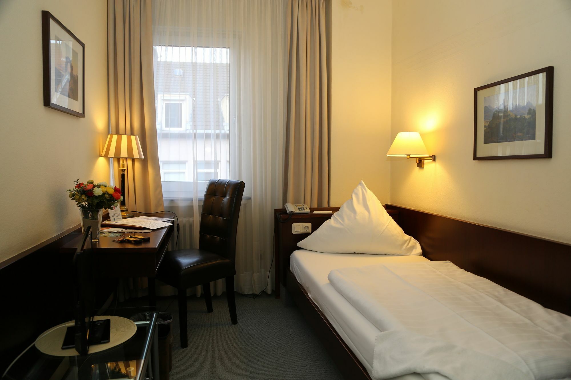 Hotel Loehndorf Bonn Kültér fotó